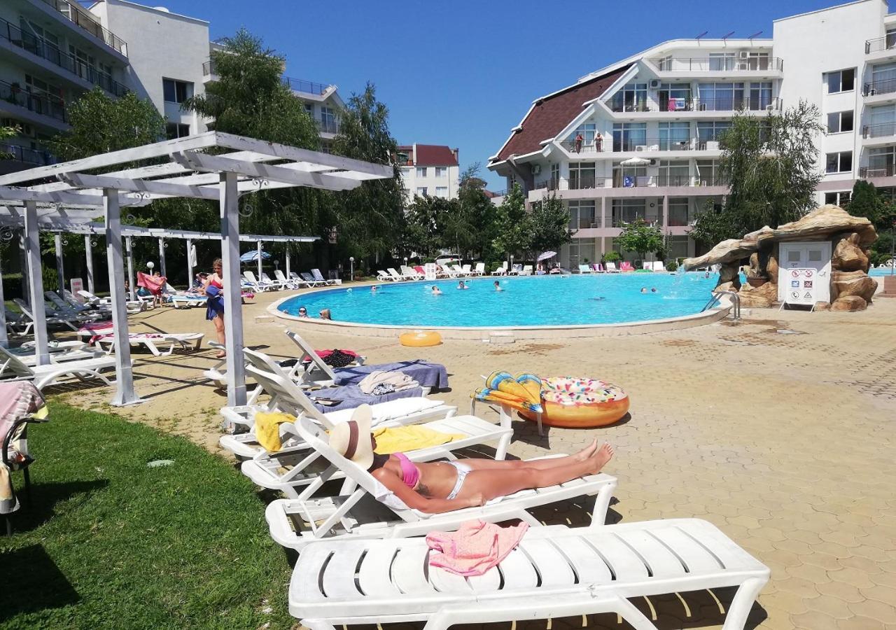 Charis Cozy Family Apart At Sun Village Complex Close To The Beach Sunny Beach Dış mekan fotoğraf