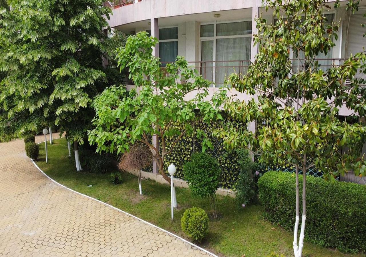 Charis Cozy Family Apart At Sun Village Complex Close To The Beach Sunny Beach Dış mekan fotoğraf