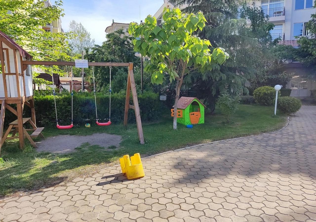 Charis Cozy Family Apart At Sun Village Complex Close To The Beach Sunny Beach Dış mekan fotoğraf