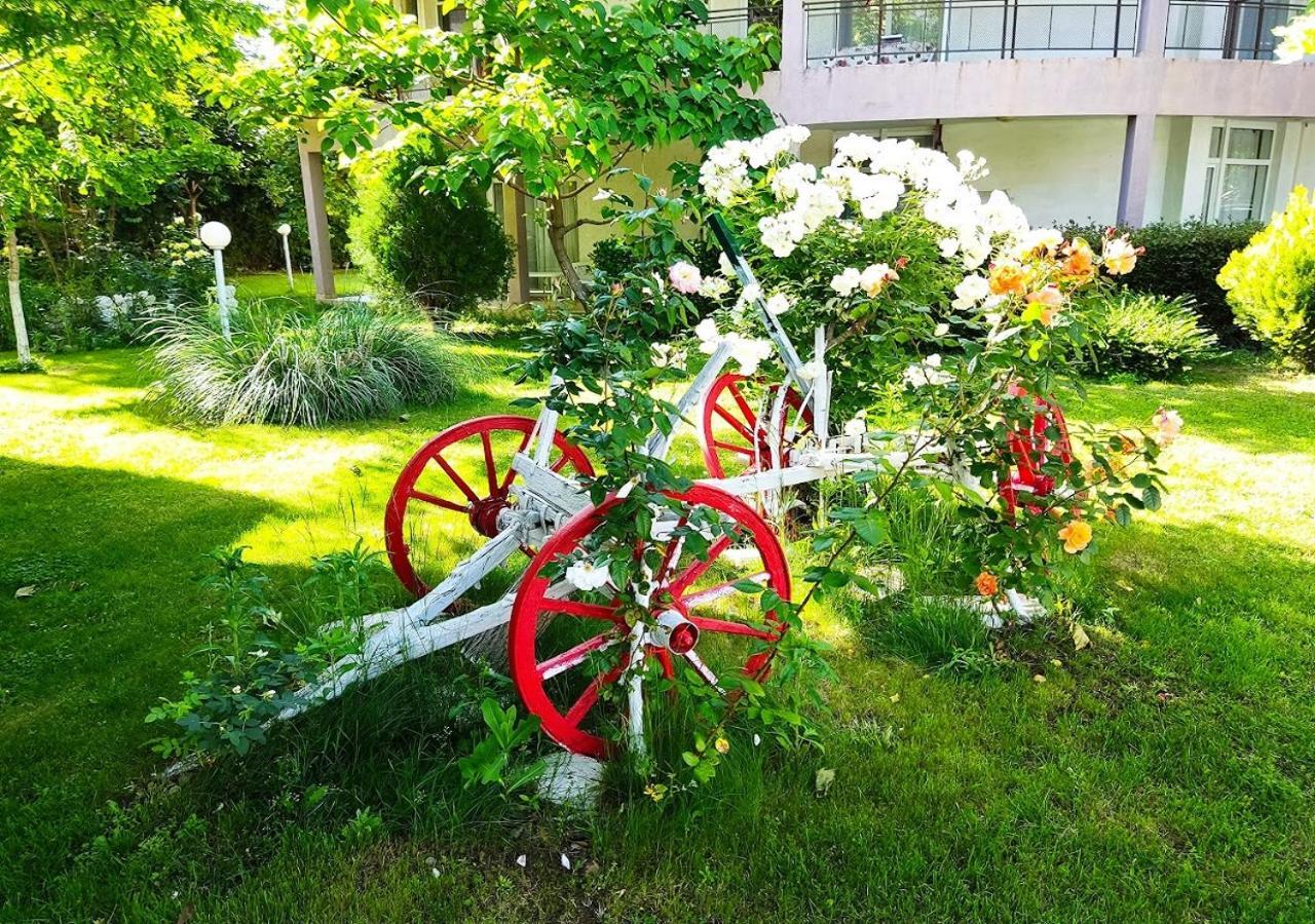 Charis Cozy Family Apart At Sun Village Complex Close To The Beach Sunny Beach Dış mekan fotoğraf